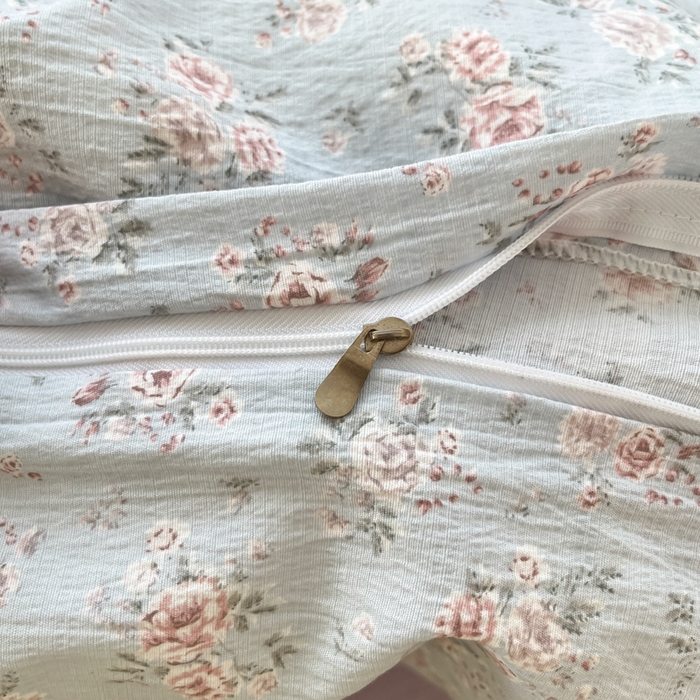 91家纺网 家纺一手货源 找家纺 彩韵家纺 2025新款超柔云感m印花双层纱四件套 繁景如画