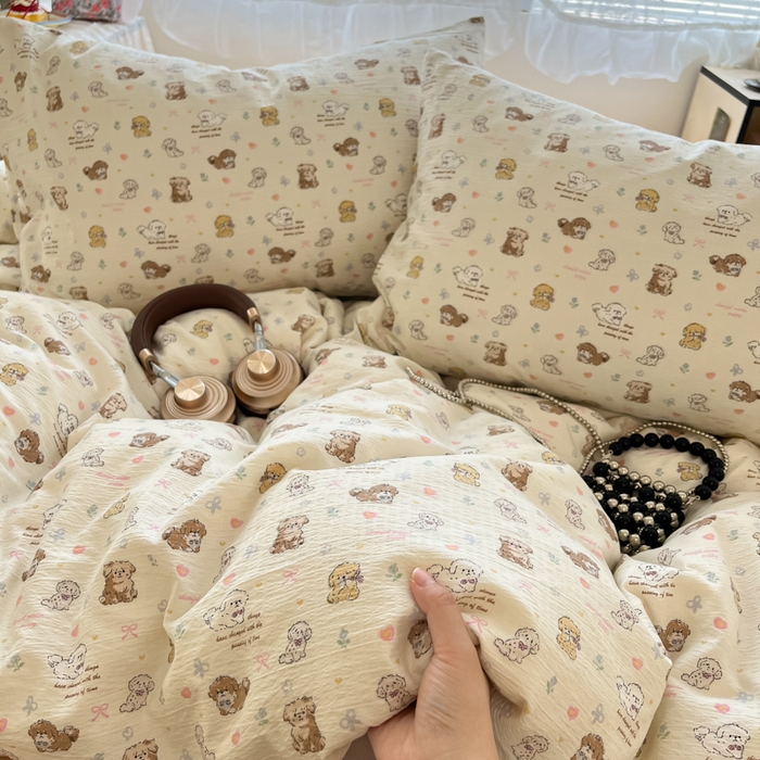 91家纺网 家纺一手货源 找家纺 彩韵家纺 2025新款超柔云感m印花双层纱四件套 狗狗聚会