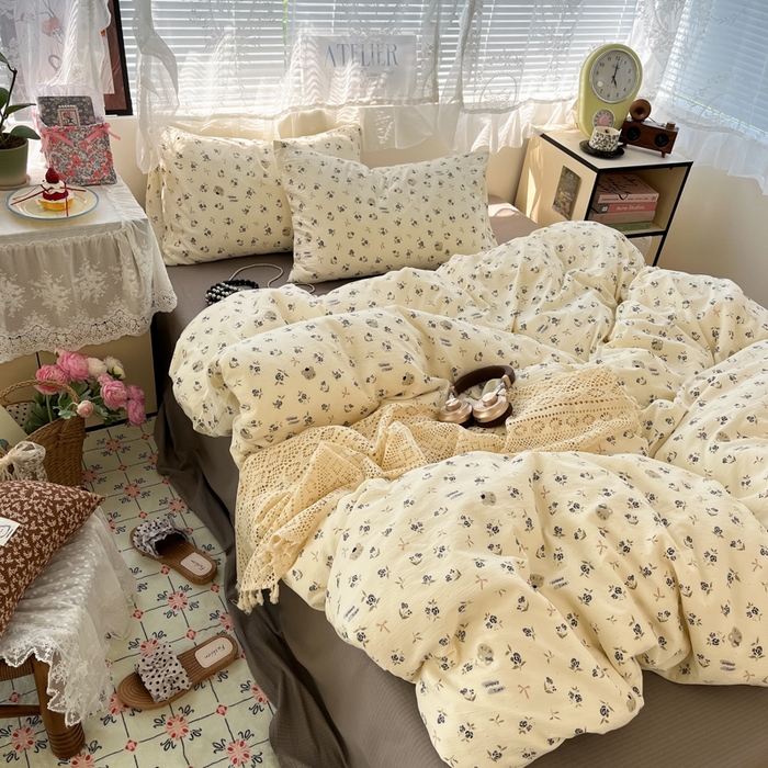 91家纺网 家纺一手货源 找家纺 彩韵家纺 2025新款超柔云感m印花双层纱四件套 快乐时光