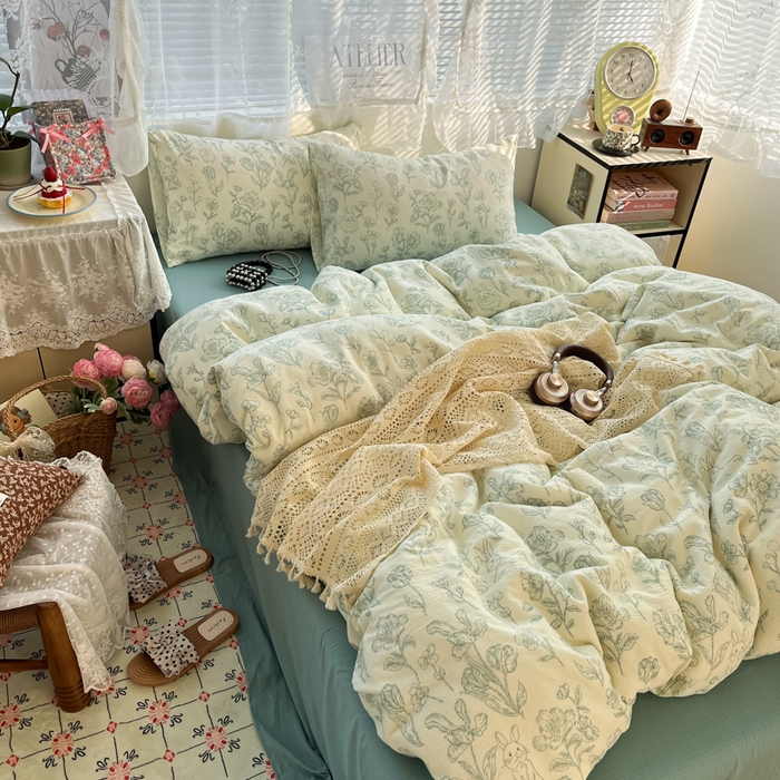 91家纺网 家纺一手货源 找家纺 彩韵家纺 2025新款超柔云感m印花双层纱四件套 落英缤纷