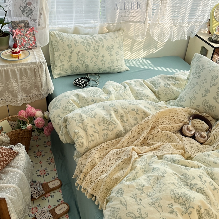 91家纺网 家纺一手货源 找家纺 彩韵家纺 2025新款超柔云感m印花双层纱四件套 落英缤纷