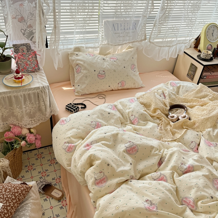 91家纺网 家纺一手货源 找家纺 彩韵家纺 2025新款超柔云感m印花双层纱四件套 萌新猫咪