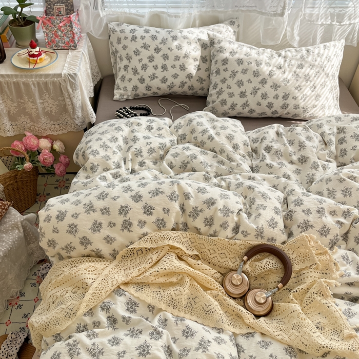 91家纺网 家纺一手货源 找家纺 彩韵家纺 2025新款超柔云感m印花双层纱四件套 桃花朵朵