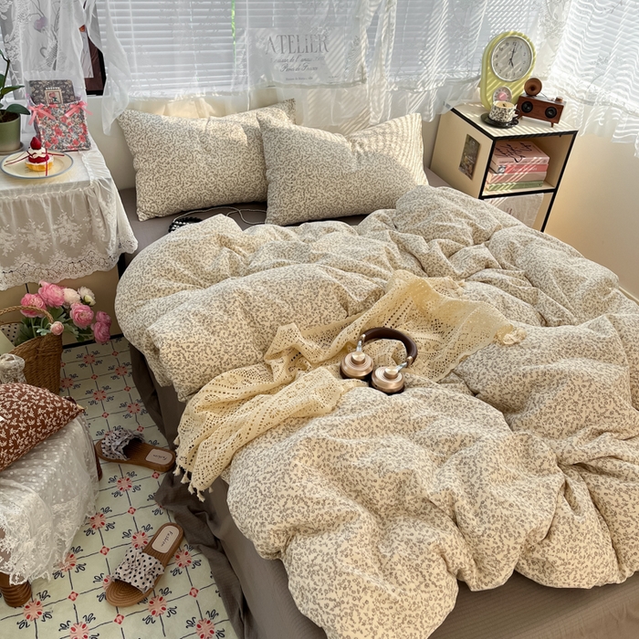 91家纺网 家纺一手货源 找家纺 彩韵家纺 2025新款超柔云感m印花双层纱四件套 枝蔓繁花