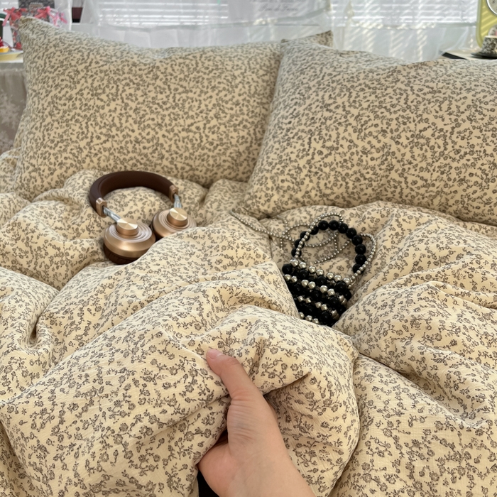 91家纺网 家纺一手货源 找家纺 彩韵家纺 2025新款超柔云感m印花双层纱四件套 枝蔓繁花