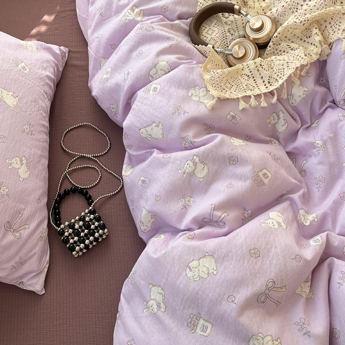 91家纺网 家纺一手货源 找家纺 彩韵家纺 2025新款超柔云感m印花双层纱四件套 逐花迷途