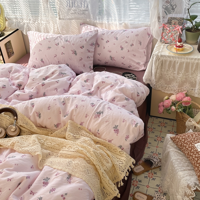 91家纺网 家纺一手货源 找家纺 彩韵家纺 2025新款超柔云感m印花双层纱四件套 紫气葡萄