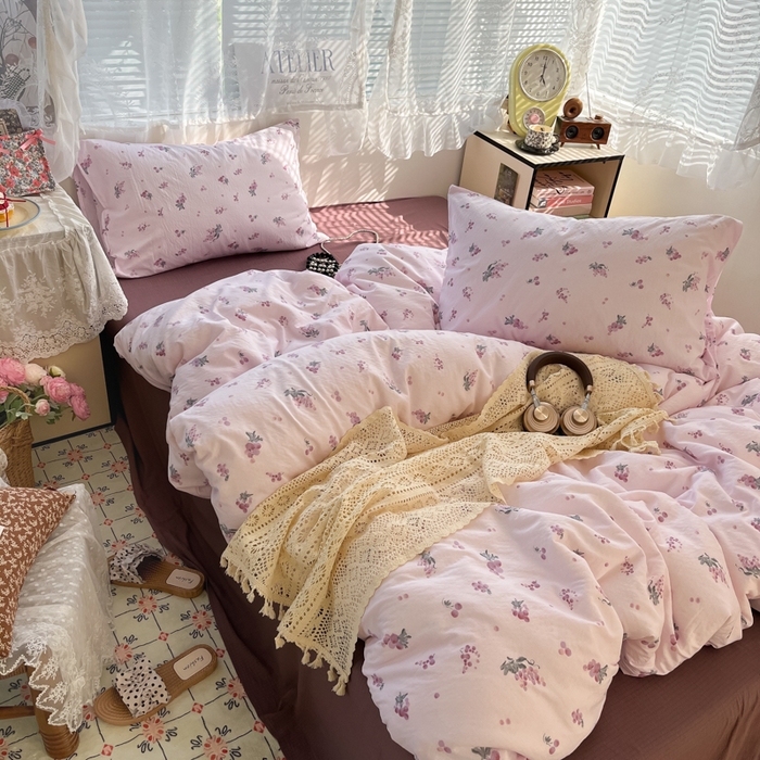 91家纺网 家纺一手货源 找家纺 彩韵家纺 2025新款超柔云感m印花双层纱四件套 紫气葡萄