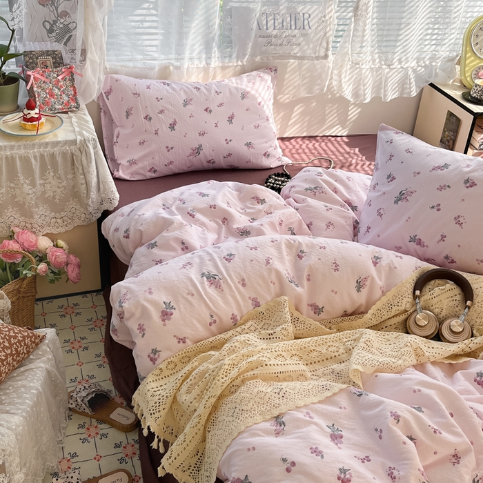 91家纺网 家纺一手货源 找家纺 彩韵家纺 2025新款超柔云感m印花双层纱四件套 紫气葡萄