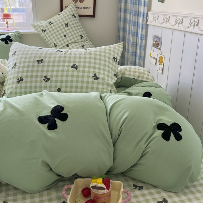 91家纺网 家纺一手货源 找家纺 喜颜 2025新款超柔水洗糯糯棉爆款毛巾绣四件套学生宿舍三件套 蝴蝶结-香草绿