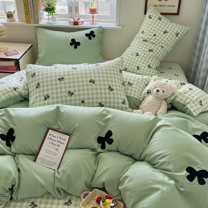 91家纺网 家纺一手货源 找家纺 喜颜 2025新款超柔水洗糯糯棉爆款毛巾绣四件套学生宿舍三件套 蝴蝶结-香草绿
