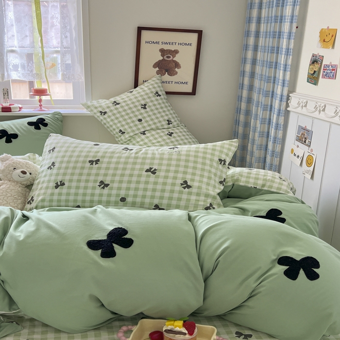 91家纺网 家纺一手货源 找家纺 喜颜 2025新款超柔水洗糯糯棉爆款毛巾绣四件套学生宿舍三件套 蝴蝶结-香草绿