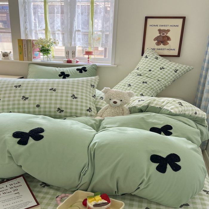 91家纺网 家纺一手货源 找家纺 喜颜 2025新款超柔水洗糯糯棉爆款毛巾绣四件套学生宿舍三件套 蝴蝶结-香草绿