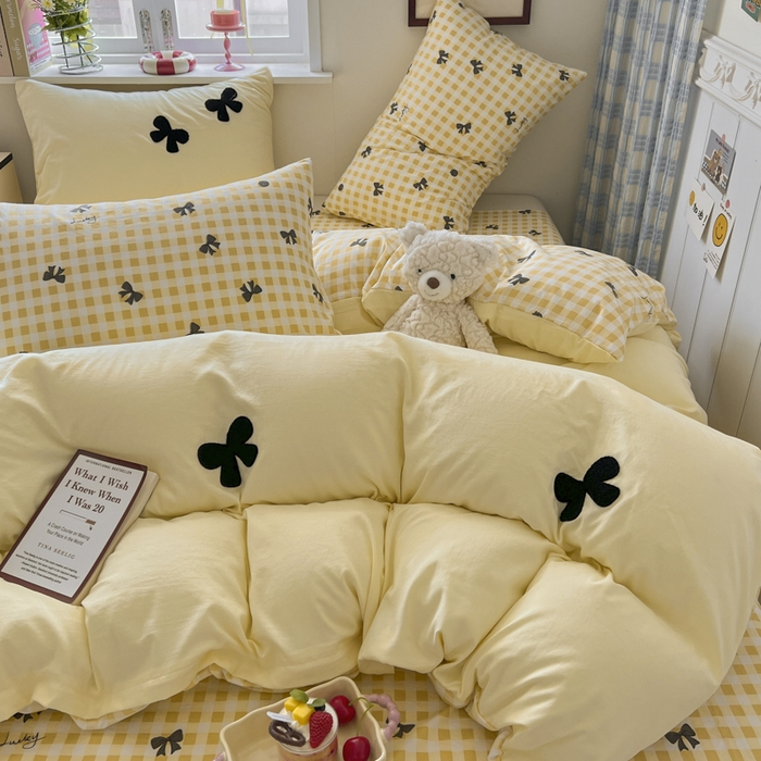 91家纺网 家纺一手货源 找家纺 喜颜 2025新款超柔水洗糯糯棉爆款毛巾绣四件套学生宿舍三件套 蝴蝶结-芝士黄