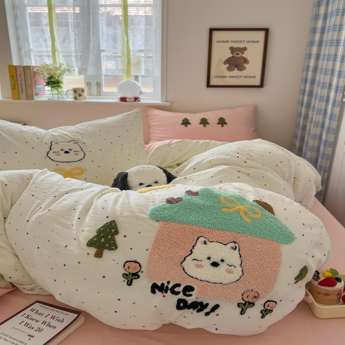 91家纺网 家纺一手货源 找家纺 喜颜 2025新款超柔水洗糯糯棉爆款毛巾绣四件套学生宿舍三件套 家有小熊