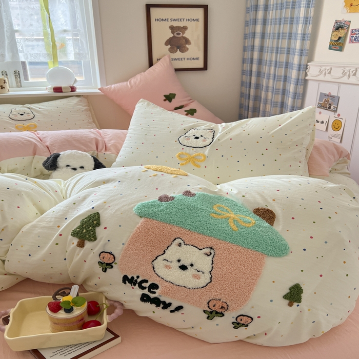 91家纺网 家纺一手货源 找家纺 喜颜 2025新款超柔水洗糯糯棉爆款毛巾绣四件套学生宿舍三件套 家有小熊