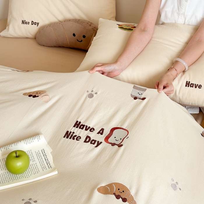 91家纺网 家纺一手货源 找家纺 （总）西西家居2025新款A类超柔有氧双层纱四件套-趣味可颂（券后不低于328）