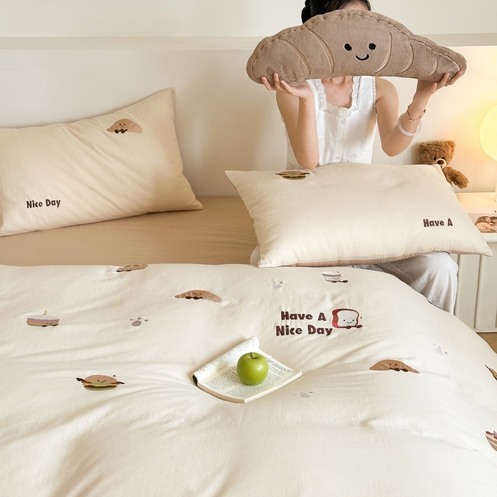 91家纺网 家纺一手货源 找家纺 （总）西西家居2025新款A类超柔有氧双层纱四件套-趣味可颂（券后不低于328）