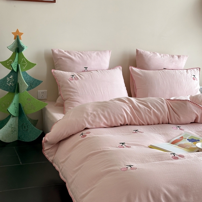 91家纺网 家纺一手货源 找家纺 西西家居2025新款A类超柔有氧双层纱四件套-樱桃（券后不低于328） 樱桃-粉