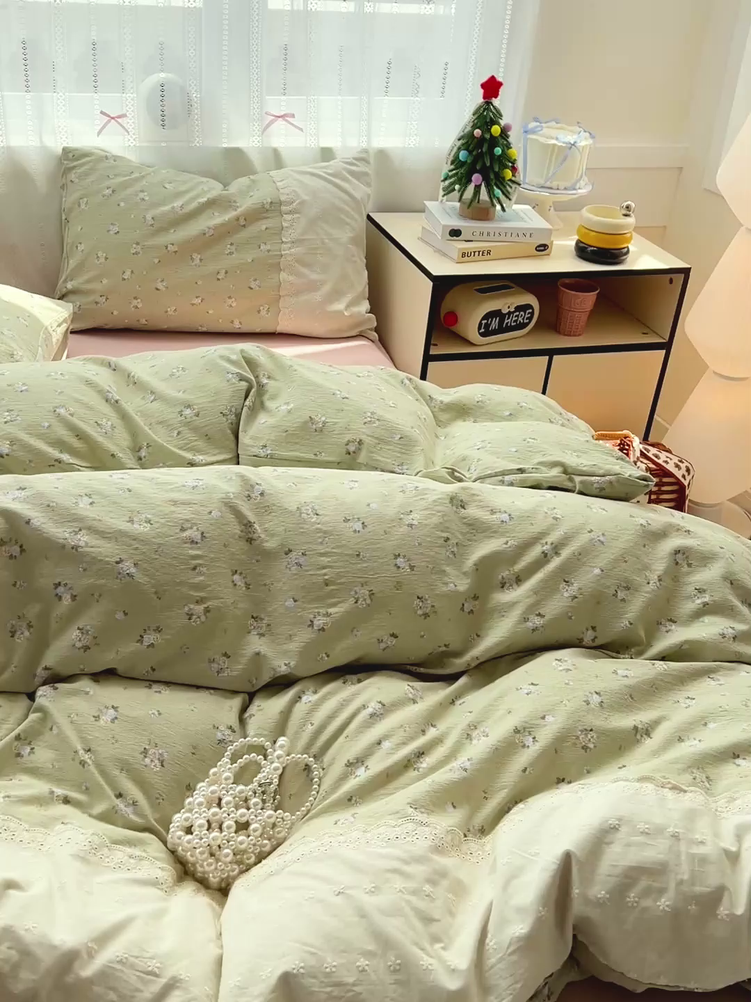 91家纺网 家纺一手货源 找家纺 喜颜 2025新款云感木棉双层纱贴布花边爆款四件套 初春-（贴布画布）