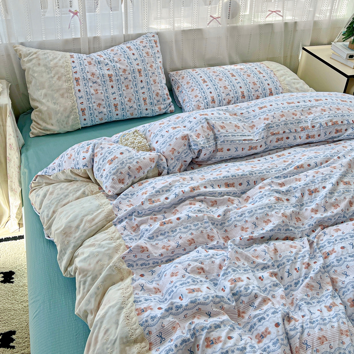 91家纺网 家纺一手货源 找家纺 喜颜 2025新款云感木棉双层纱贴布花边爆款四件套 发式庄园-（贴布花边）