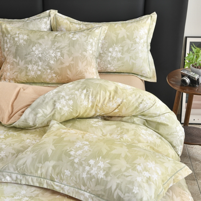 91家纺网 家纺一手货源 找家纺 磨毛世家家纺2025新款金太阳铂金四件套加厚四件套 梦镜