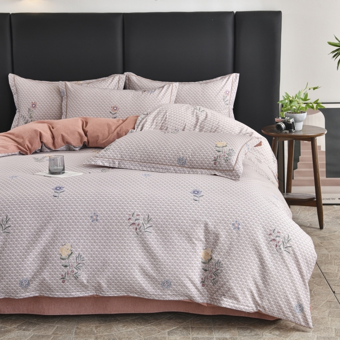 91家纺网 家纺一手货源 找家纺 磨毛世家家纺2025新款金太阳铂金四件套加厚四件套 轻语