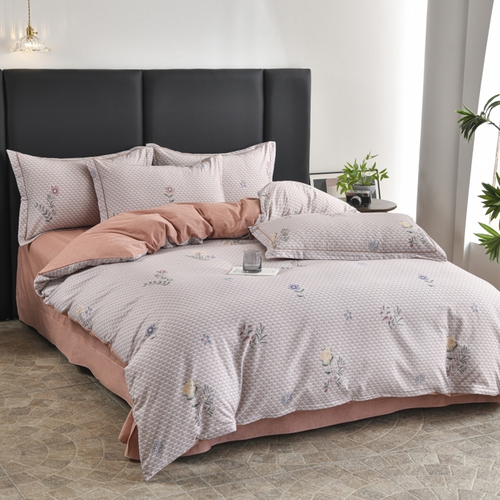 91家纺网 家纺一手货源 找家纺 磨毛世家家纺2025新款金太阳铂金四件套加厚四件套 轻语