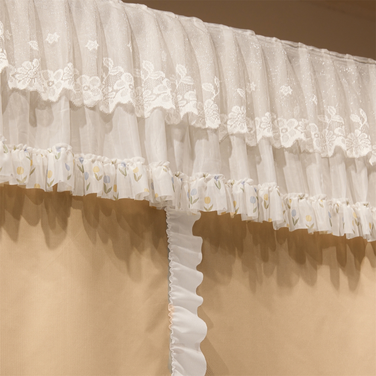 91家纺网 家纺一手货源 找家纺 笙意家纺 2025新款学生季学生宿舍遮光床帘蚊帐 花期-米白