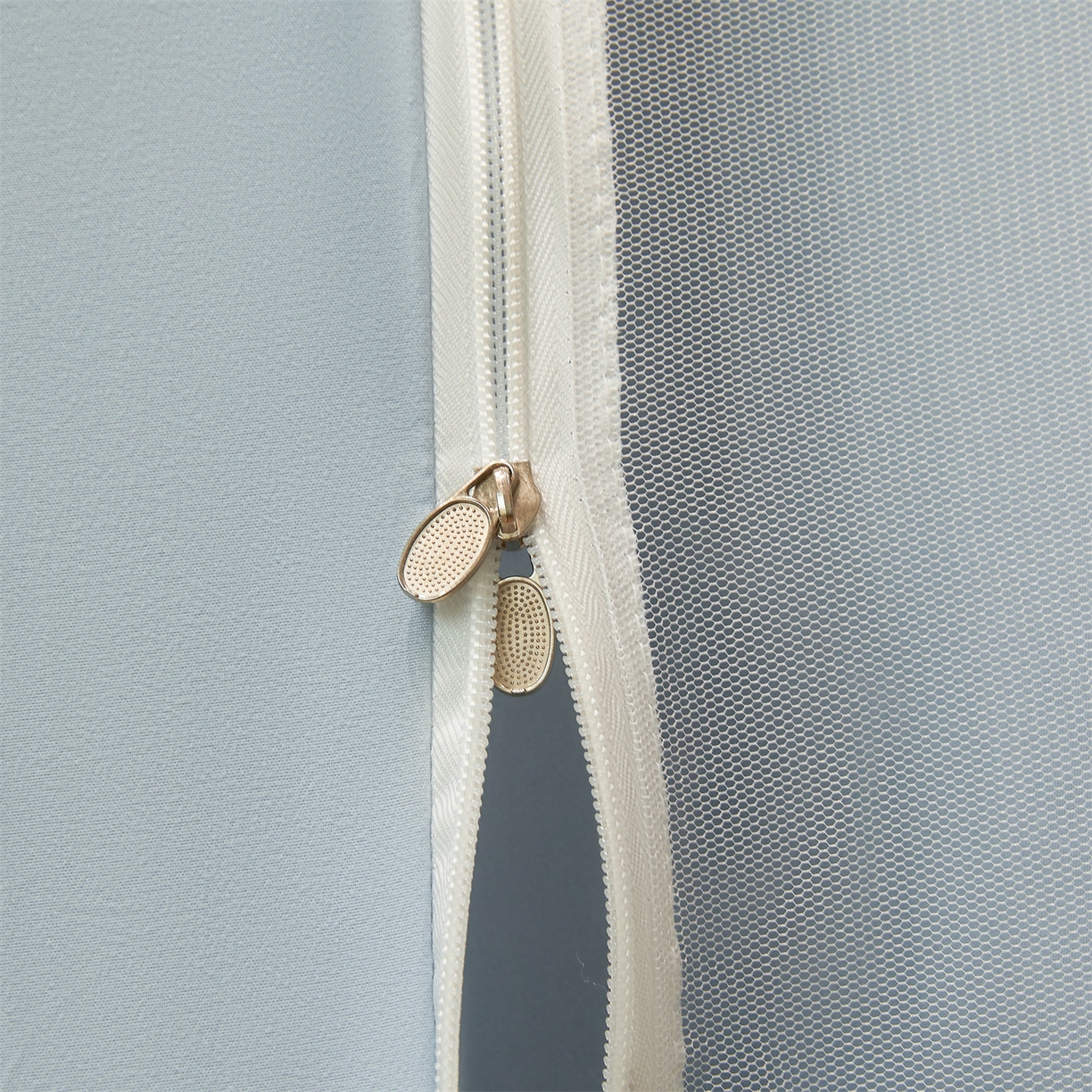 91家纺网 家纺一手货源 找家纺 笙意家纺 2025新款学生季学生宿舍遮光床帘蚊帐 花期-浅蓝