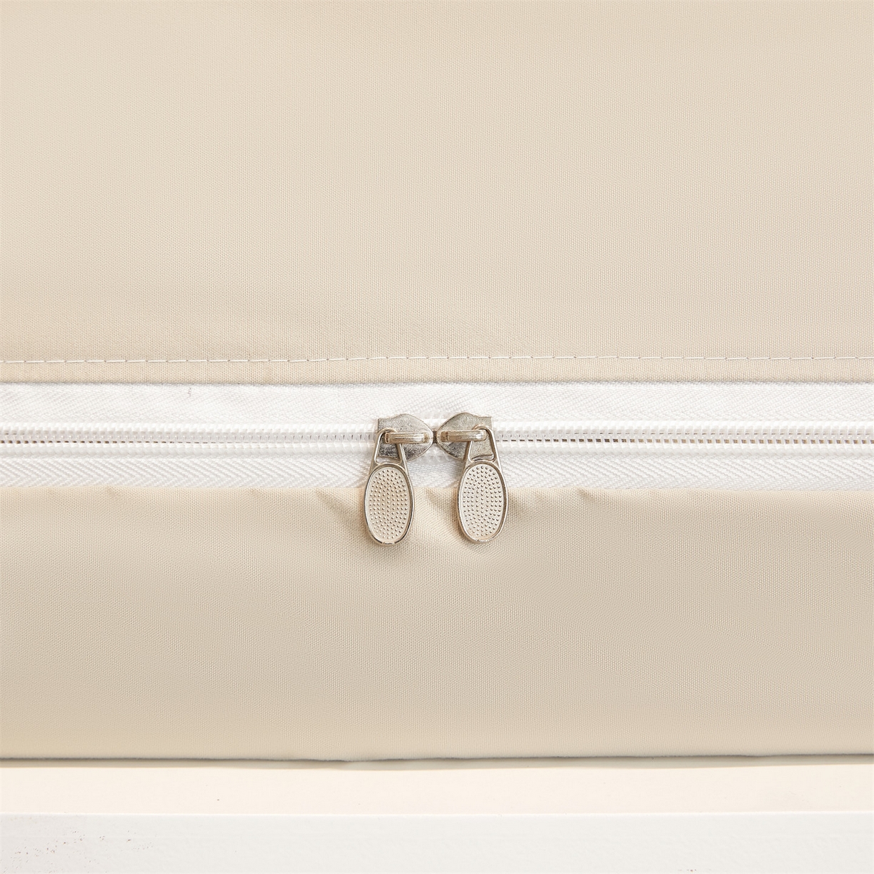 91家纺网 家纺一手货源 找家纺 笙意家纺 2025新款学生季学生宿舍遮光床帘蚊帐 如梦-米白