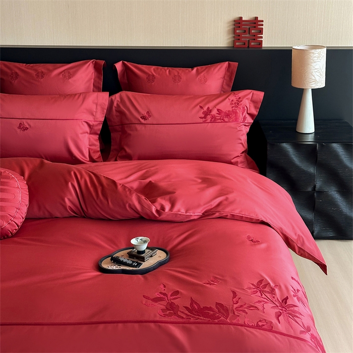 91家纺网 家纺一手货源 找家纺 宏羽纺家纺 2025新款100s全棉纯棉贡缎司马棉法式刺绣花边四件套午后花房-汐云红