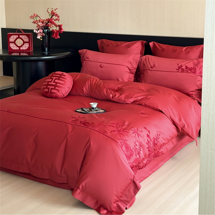 91家纺网 家纺一手货源 找家纺 宏羽纺家纺 2025新款100s全棉纯棉贡缎司马棉法式刺绣花边四件套午后花房-汐云红