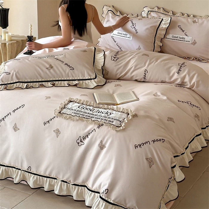 91家纺网 家纺一手货源 找家纺 宏羽纺家纺 2025新款100s全棉纯棉贡缎司马棉法式刺绣花边四件套花园之梦-胭脂粉