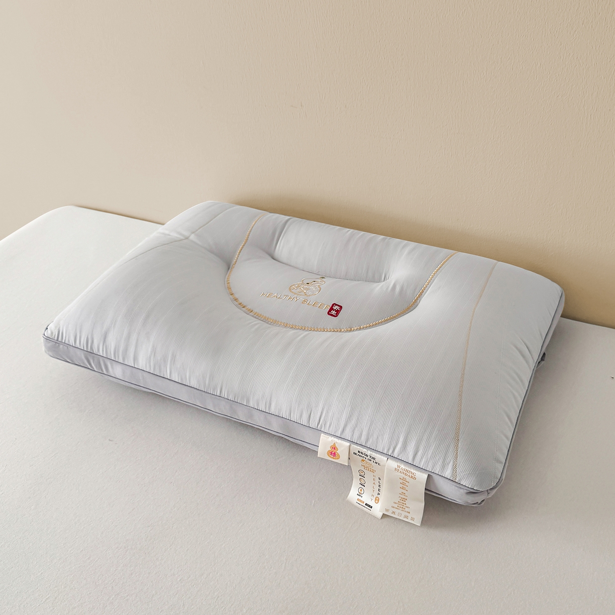 91家纺网 家纺一手货源 找家纺 云熙枕业 2025新款福寿亲肤睡眠枕枕头枕芯单枕芯 灰色 48x74cm中枕/只