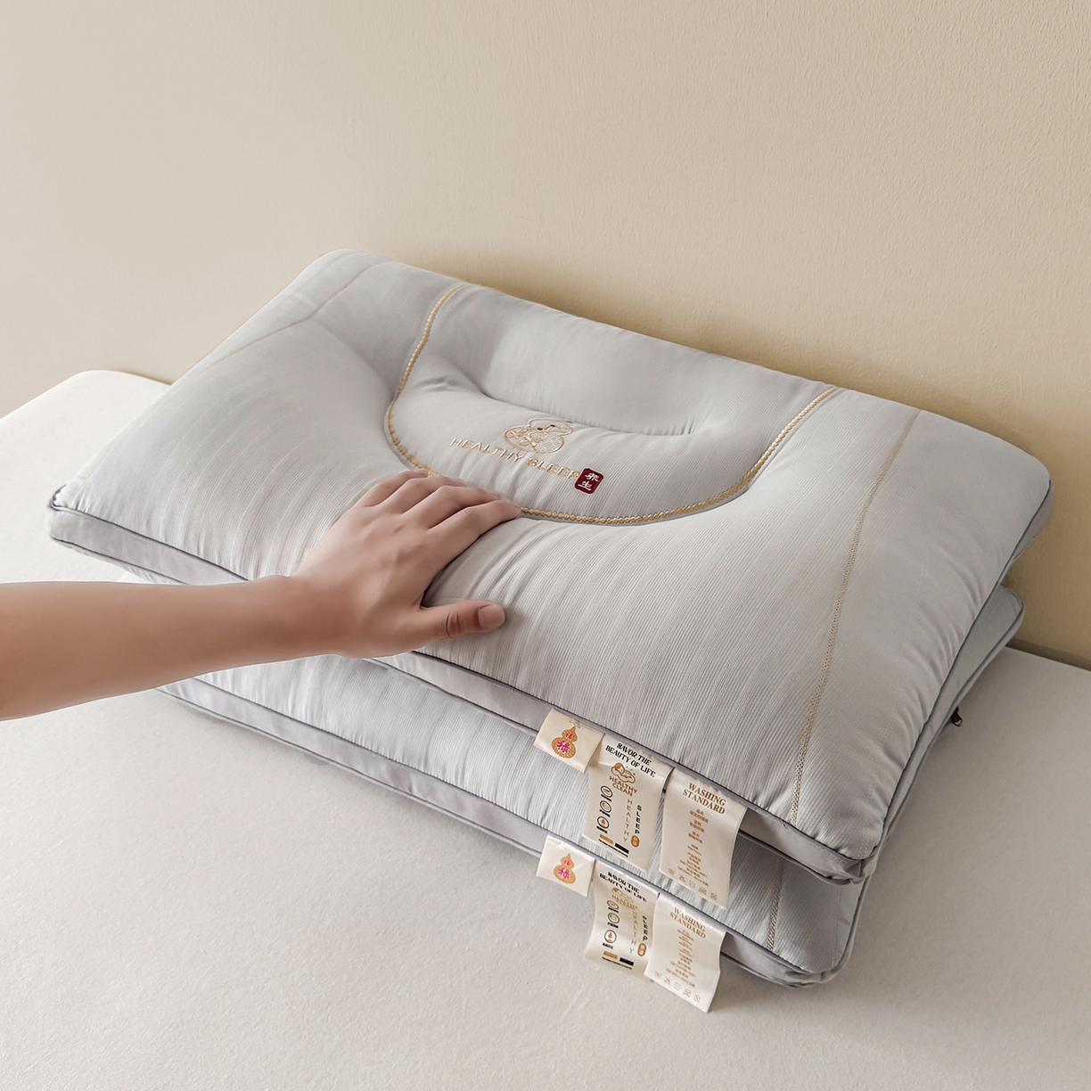 91家纺网 家纺一手货源 找家纺 云熙枕业 2025新款福寿亲肤睡眠枕枕头枕芯单枕芯 灰色 48x74cm高枕/只