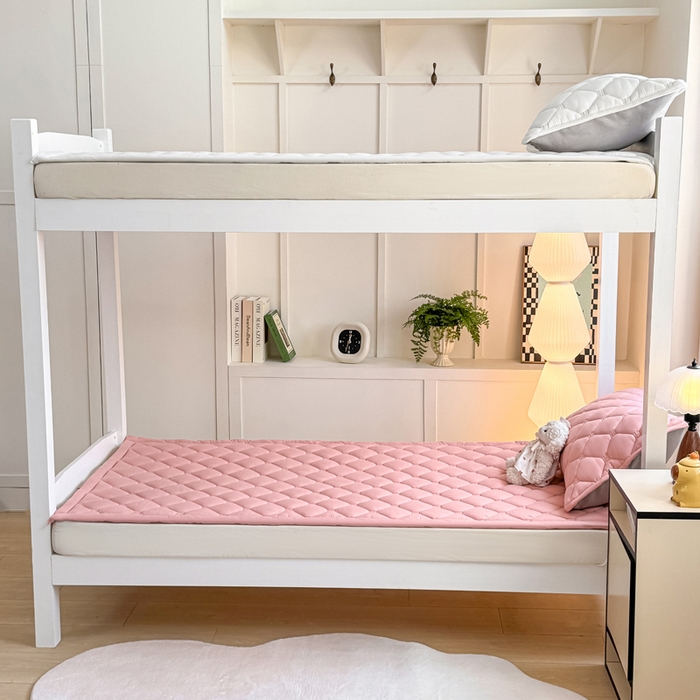 91家纺网 家纺一手货源 找家纺 （总）梦初语 2025新款轻奢H刺绣学生宿舍上下铺床垫褥