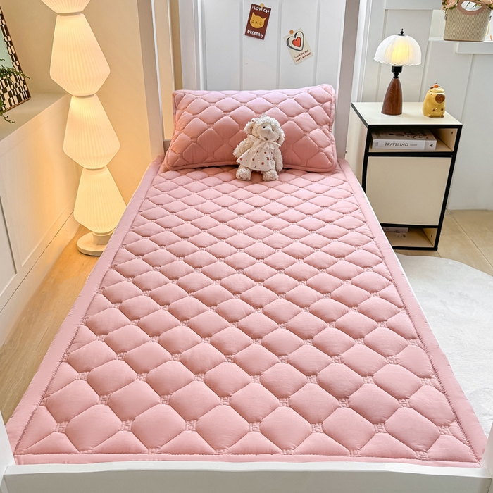 91家纺网 家纺一手货源 找家纺 （总）梦初语 2025新款轻奢H刺绣学生宿舍上下铺床垫褥