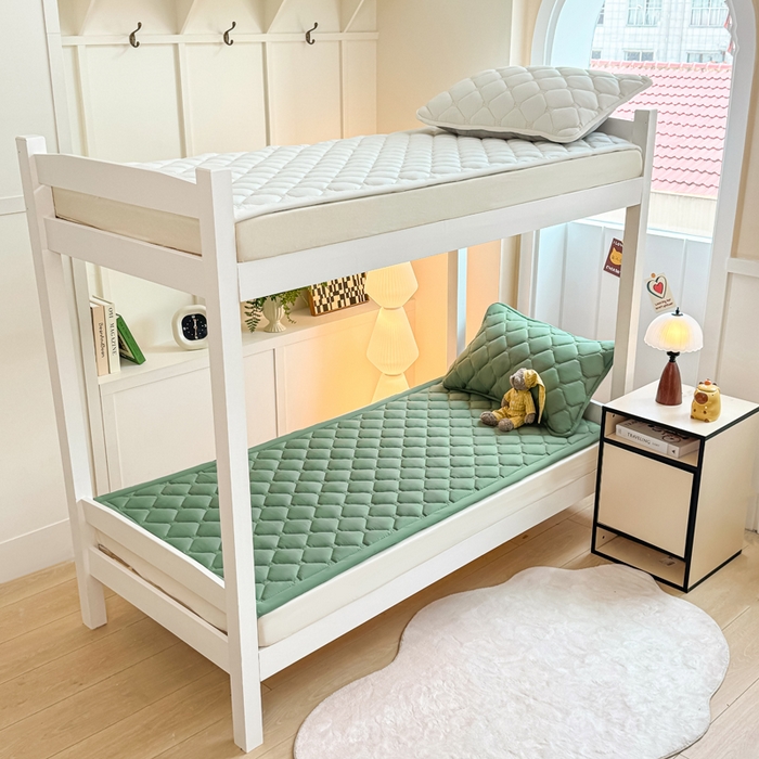 91家纺网 家纺一手货源 找家纺 梦初语 2025新款轻奢H刺绣学生宿舍上下铺床垫褥 墨绿