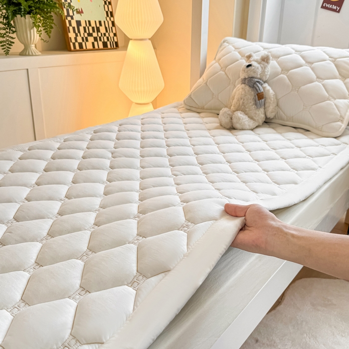 91家纺网 家纺一手货源 找家纺 梦初语 2025新款轻奢H刺绣学生宿舍上下铺床垫褥 奶白