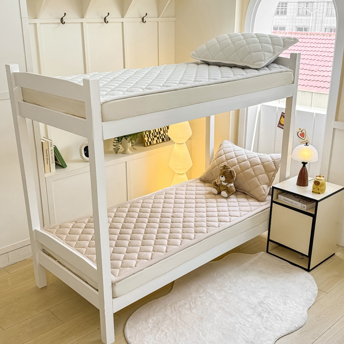 91家纺网 家纺一手货源 找家纺 梦初语 2025新款轻奢H刺绣学生宿舍上下铺床垫褥 奶咖