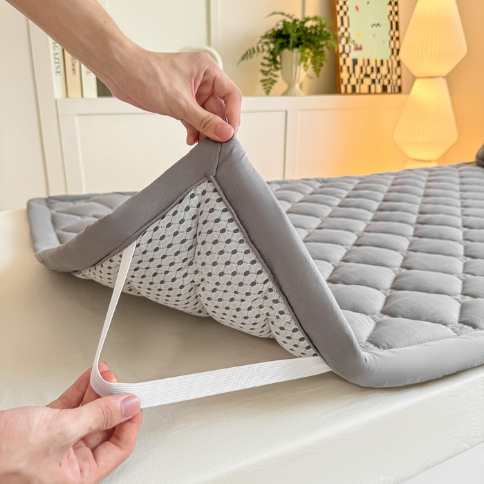 91家纺网 家纺一手货源 找家纺 梦初语 2025新款轻奢H刺绣学生宿舍上下铺床垫褥 深灰