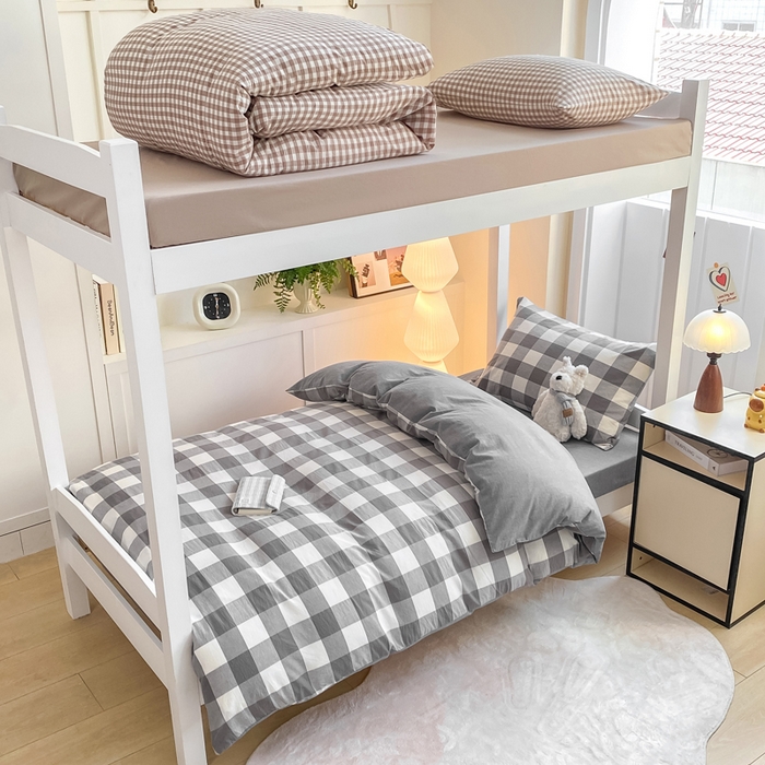 91家纺网 家纺一手货源 找家纺 梦初语 2025新款A类水洗棉超柔格子系列学生宿舍上下铺三件套套件 灰中格