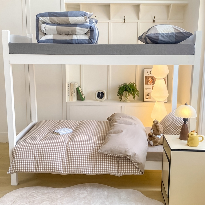 91家纺网 家纺一手货源 找家纺 梦初语 2025新款A类水洗棉超柔格子系列学生宿舍上下铺三件套套件 咖小格