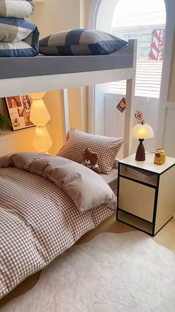 91家纺网 家纺一手货源 找家纺 梦初语 2025新款A类水洗棉超柔格子系列学生宿舍上下铺三件套套件 咖小格