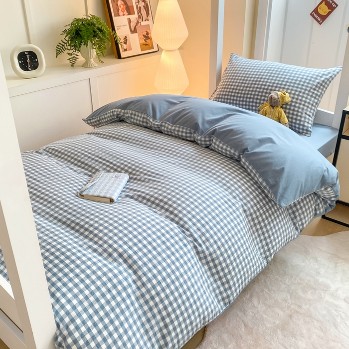 91家纺网 家纺一手货源 找家纺 梦初语 2025新款A类水洗棉超柔格子系列学生宿舍上下铺三件套套件 蓝小格