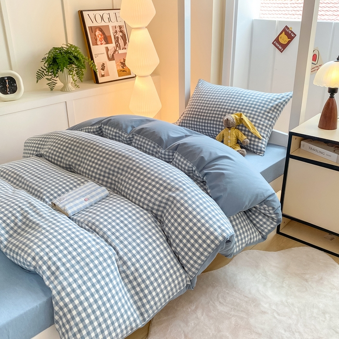 91家纺网 家纺一手货源 找家纺 梦初语 2025新款A类水洗棉超柔格子系列学生宿舍上下铺三件套套件 蓝小格