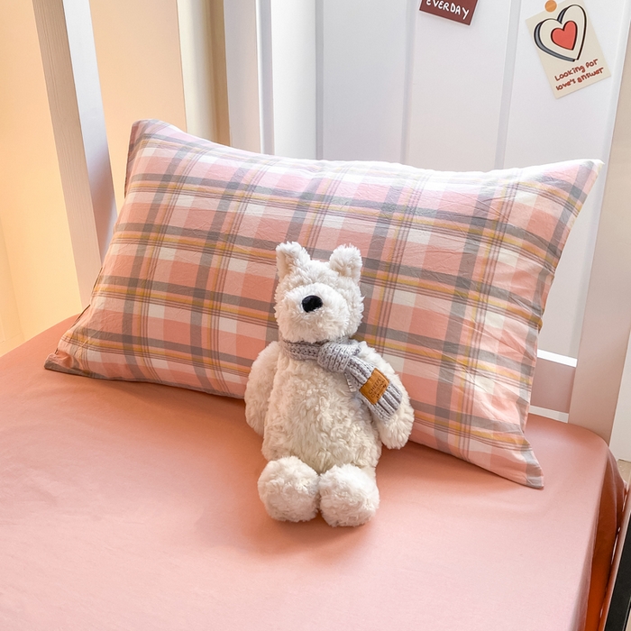 91家纺网 家纺一手货源 找家纺 梦初语 2025新款A类水洗棉超柔格子系列学生宿舍上下铺三件套套件 温馨格