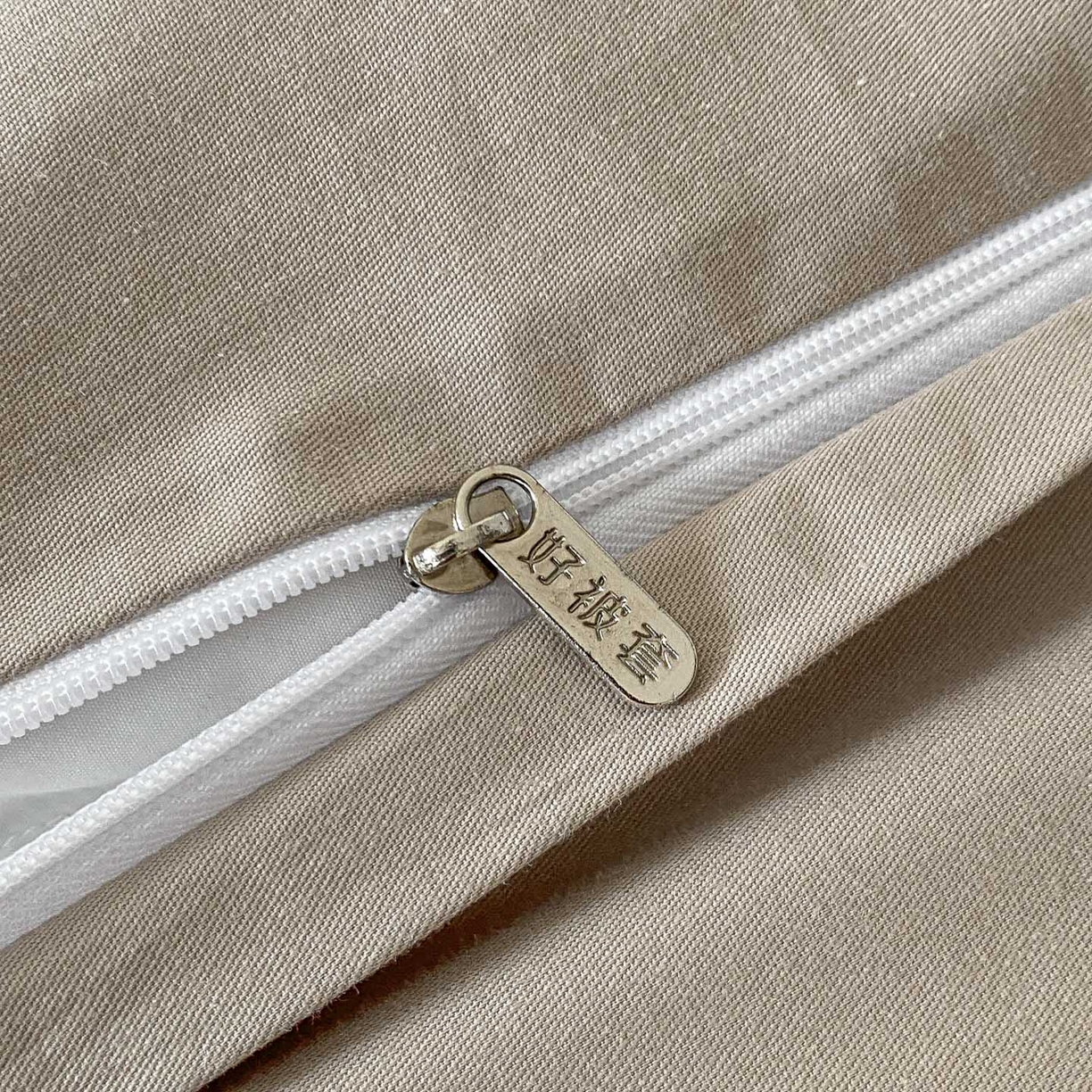 91家纺网 家纺一手货源 找家纺 禾时 2025新款A类60支加厚长绒棉全棉纯棉立体提花轻奢四件套 巴洛克（咖）