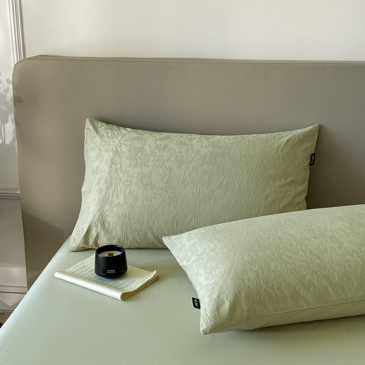 91家纺网 家纺一手货源 找家纺 禾时 2025新款A类60支加厚长绒棉全棉纯棉立体提花轻奢四件套 初禾（绿）